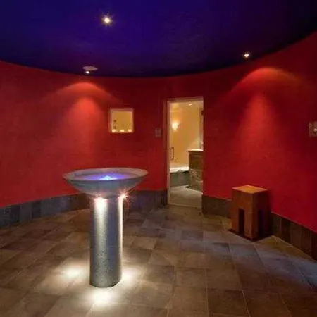 Metropol 4*