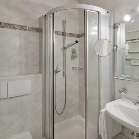 Metropol Hotel