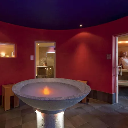Metropol Hotel 4*