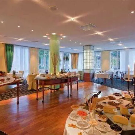 Metropol 4*